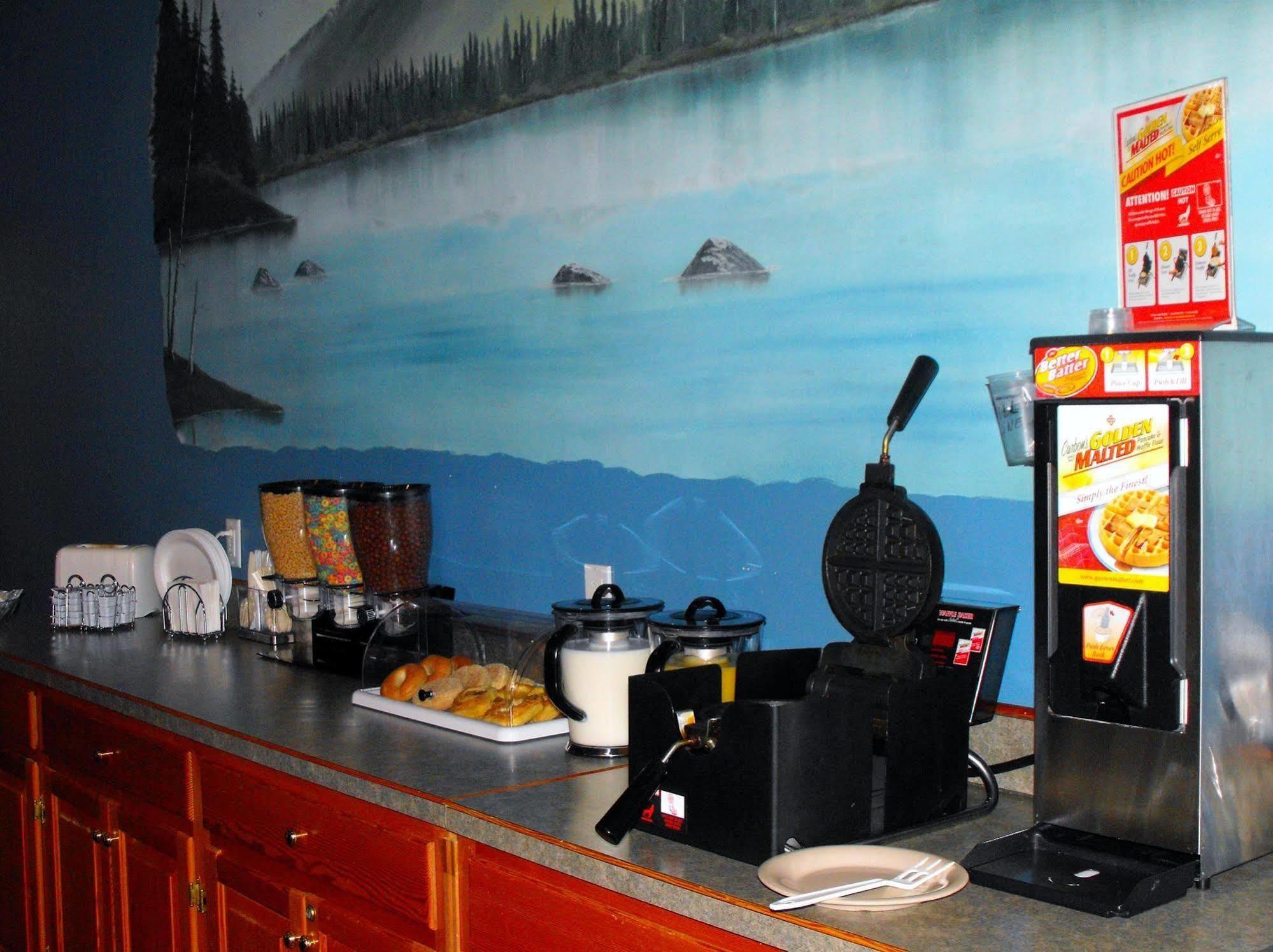 Pamola Motor Lodge Millinocket Eksteriør bilde